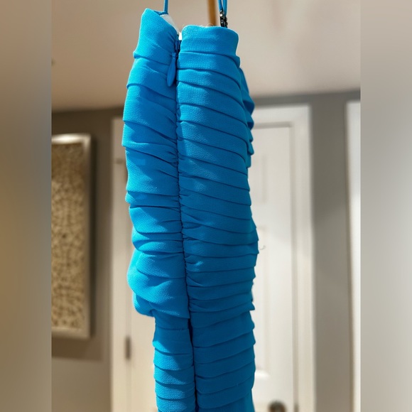 Laundry by Shelli Segal Gown, Ocean Blue - Picture 4 of 10